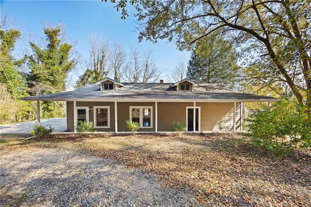 3 bedroom, 1 bathroom, 1,344 sq ft single family residence sold at 9 AUBREY Street, Cartersville, GA 30120