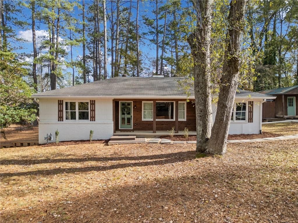 3 bedroom, 2 bathroom single family residence sold at 4760 Hillside Drive, Acworth, GA 30101