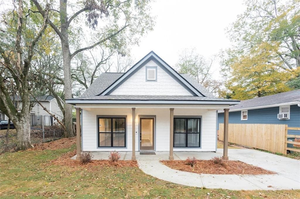 824 W BROAD Street, Griffin, GA 30223 — most recent listing photo