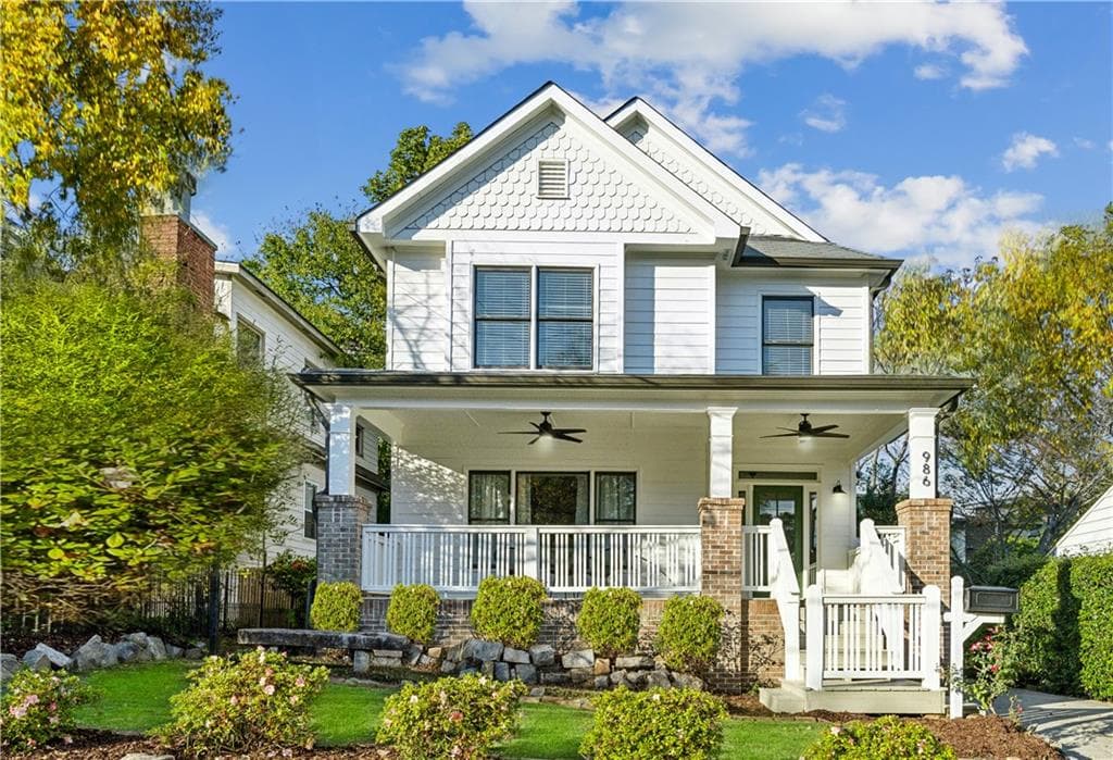 4 bedroom, 3 bathroom, 2,321 sq ft single family residence sold at 986 Wylie Street, Atlanta, GA 30316