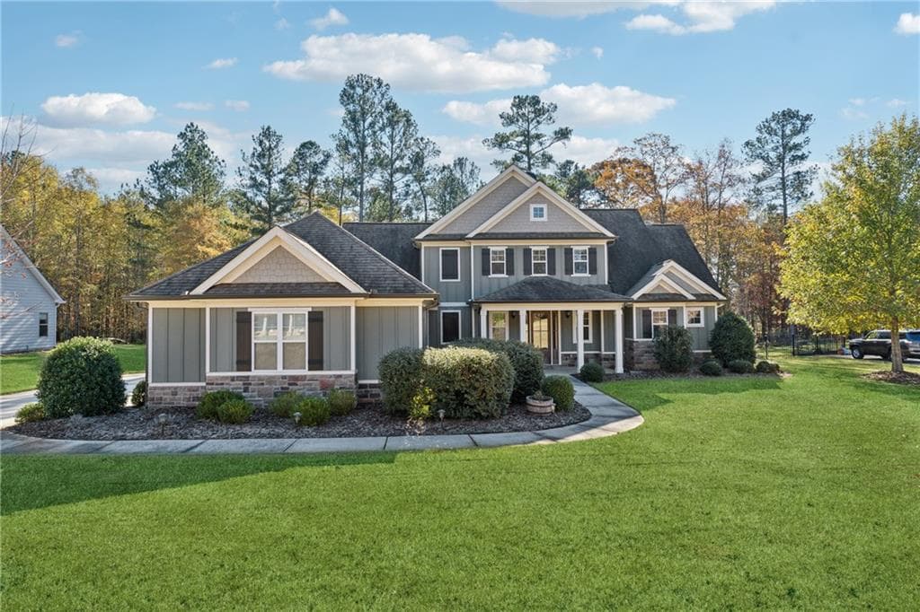 4 bedroom, 4 bathroom, 3,115 sq ft single family residence sold at 320 Discovery Lake Drive, Fayetteville, GA 30215
