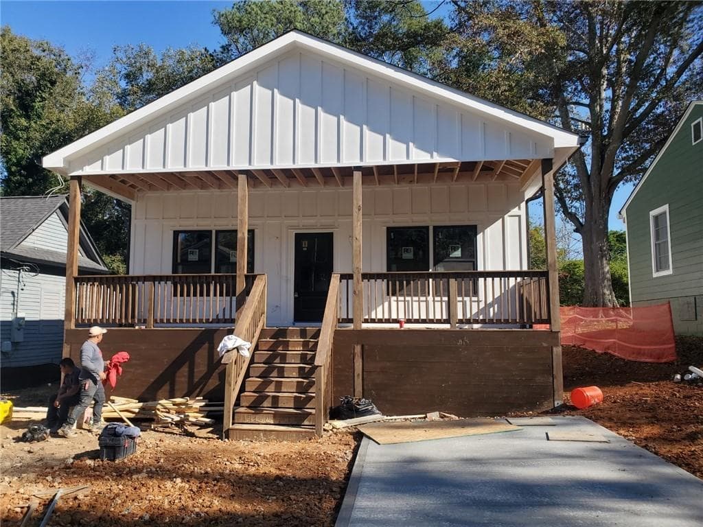 3 bedroom, 2 bathroom, 1,727 sq ft single family residence sold at 845 N Grand Avenue, Atlanta, GA 30318