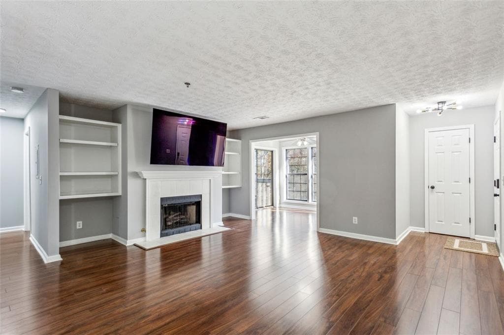 2 bedroom, 2 bathroom condominium sold at 2838 VININGS CENTRAL Drive 148, Atlanta, GA 30339