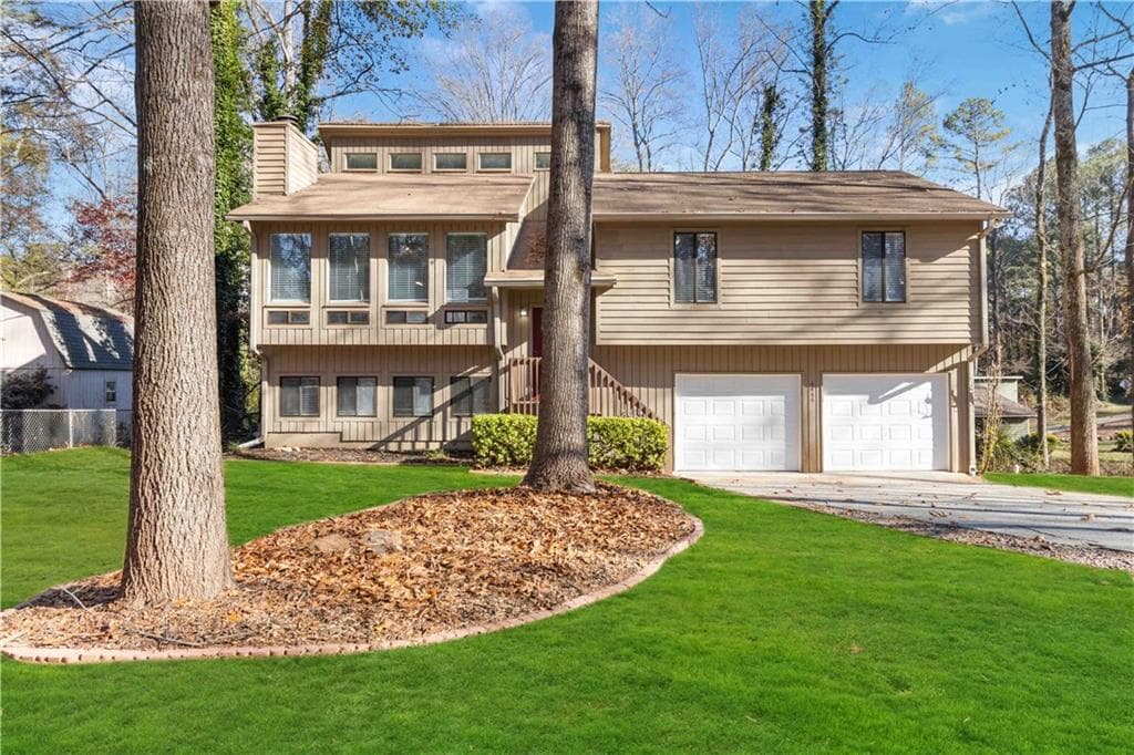 4 bedroom, 2 bathroom, 2,338 sq ft single family residence sold at 4466 Whitecap Road, Marietta, GA 30066