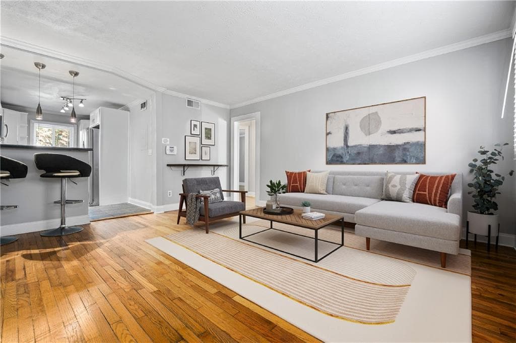 2 bedroom, 1 bathroom, 810 sq ft condominium sold at 343 8th Street C1, Atlanta, GA 30309