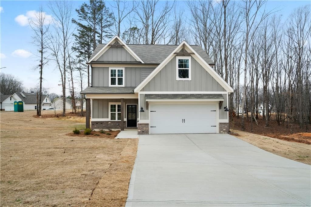 3 bedroom, 3 bathroom single family residence sold at 237 Harmony Woods Drive, Dallas, GA 30157