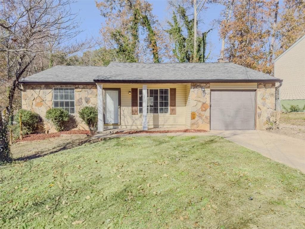 3 bedroom, 2 bathroom single family residence sold at 1337 Muirforest Drive, Stone Mountain, GA 30088