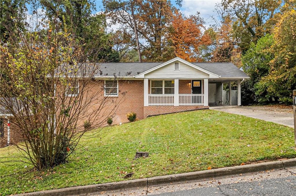 6 bedroom, 3 bathroom, 2,762 sq ft single family residence sold at 796 Vanderbilt Court, Atlanta, GA 30318