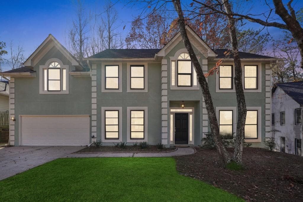 4 bedroom, 3 bathroom, 2,611 sq ft single family residence sold at 4365 Pinehollow Court, Alpharetta, GA 30022
