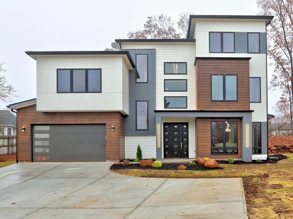 6 bedroom, 7 bathroom single family residence sold at 2255 SHALLOWFORD Road, Marietta, GA 30066