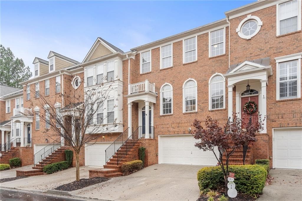 4 bedroom, 4 bathroom, 2,208 sq ft townhouse sold at 4830 Payson Place 29, Atlanta, GA 30339
