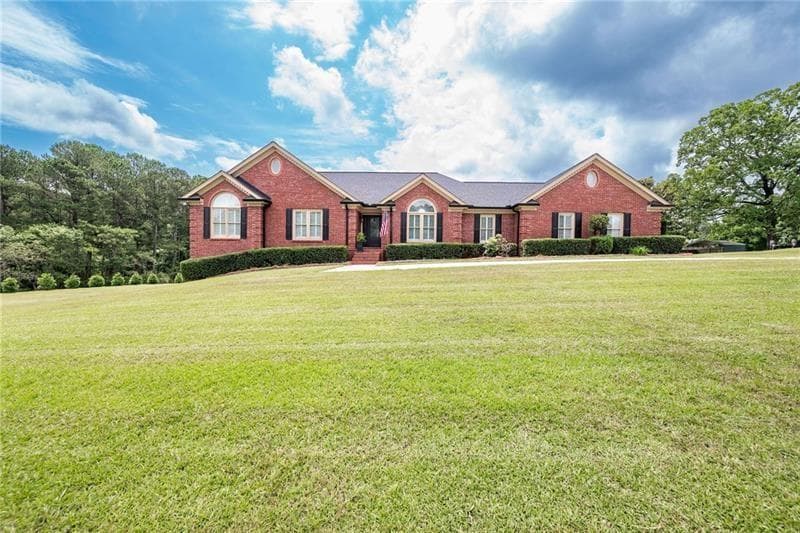 4 bedroom, 3 bathroom single family residence sold at 1600 Pinehurst Road, Grayson, GA 30017