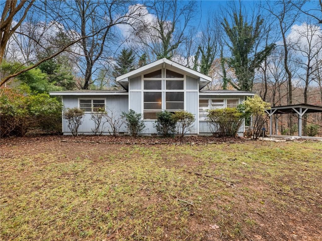 2 bedroom, 2 bathroom single family residence sold at 6207 Eagle Court, Gainesville, GA 30506