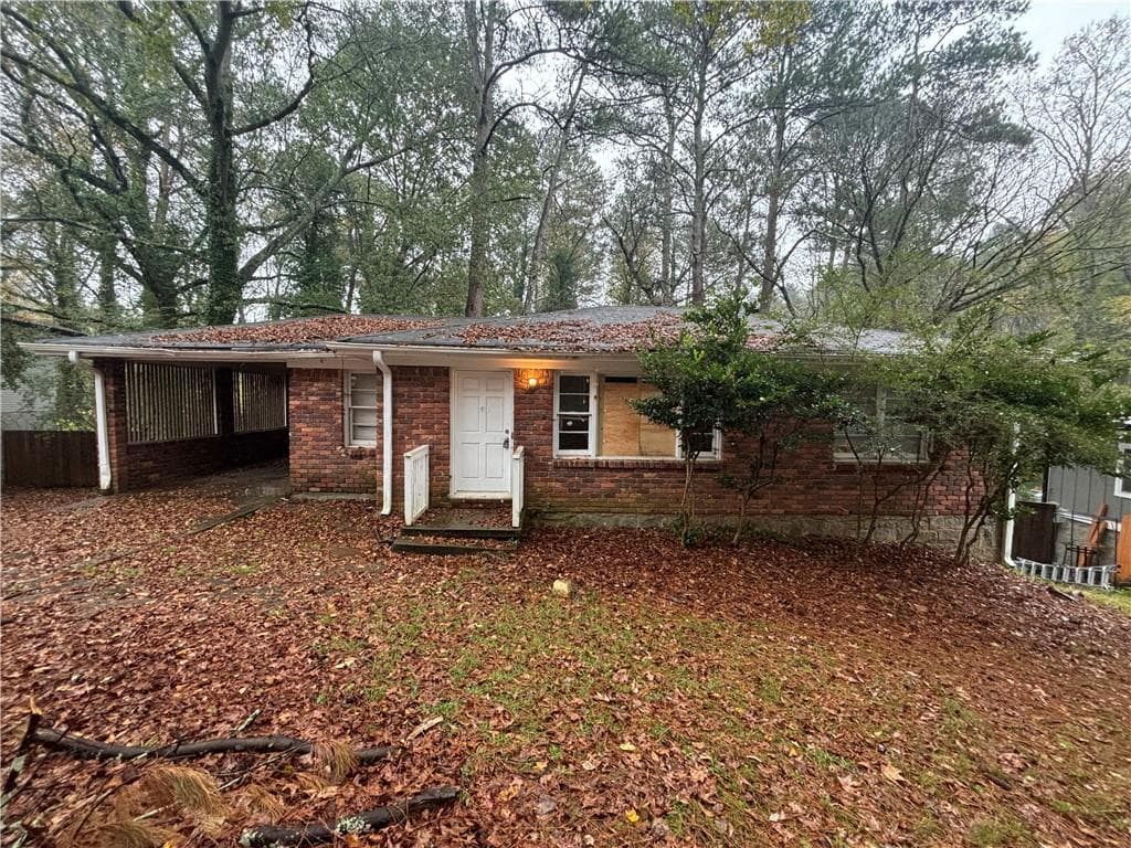 2 bedroom, 1 bathroom single family residence sold at 1970 Rena Circle, Atlanta, GA 30311