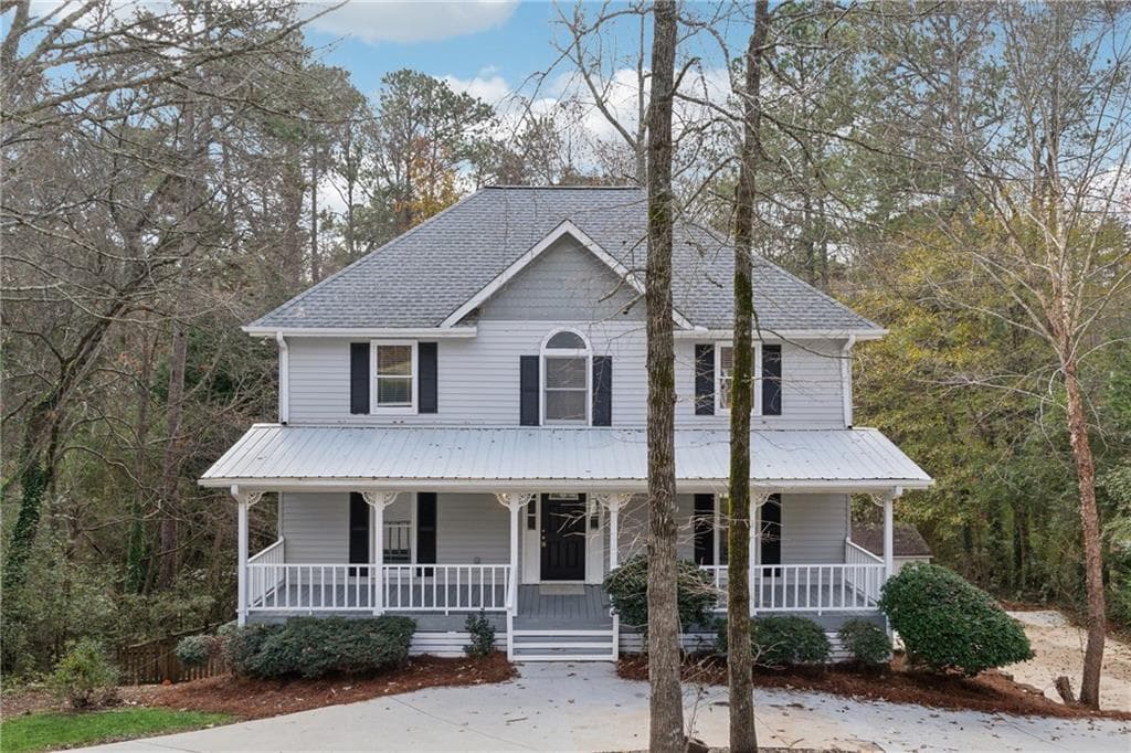 4 bedroom, 4 bathroom, 2,186 sq ft single family residence sold at 3550 Thompson Bend, Gainesville, GA 30506