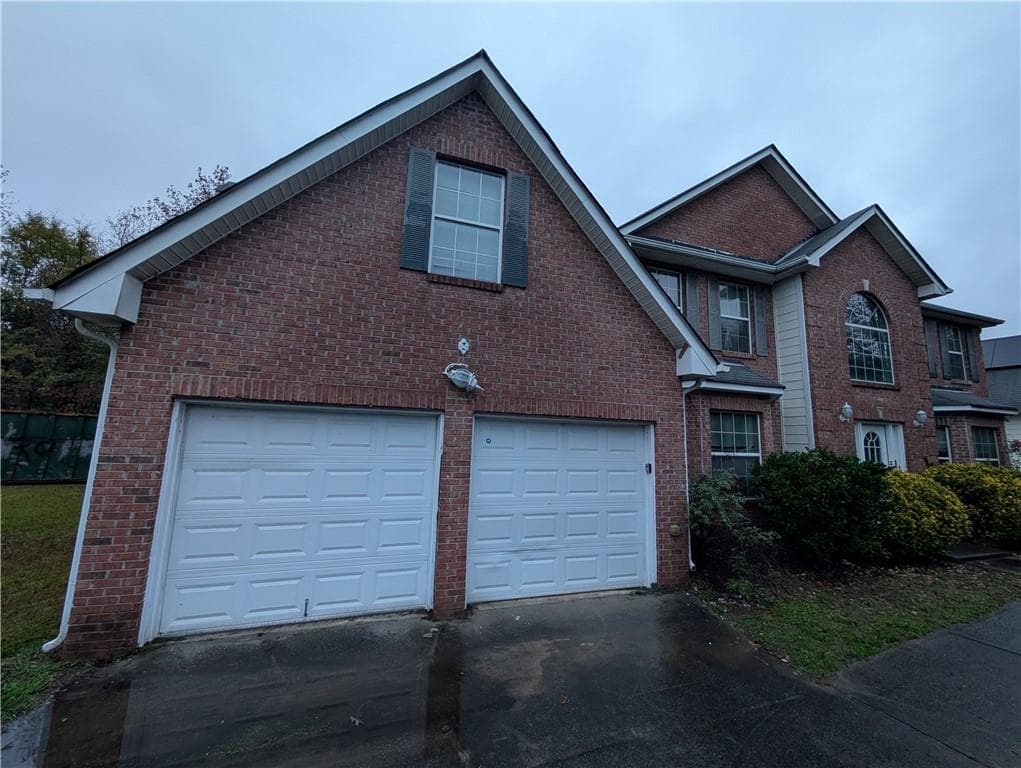 5 bedroom, 3 bathroom single family residence sold at 1515 Alice Avenue, Lithonia, GA 30058