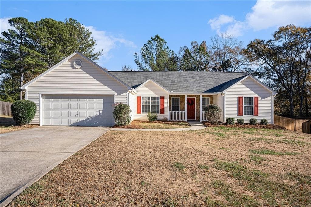 3 bedroom, 2 bathroom, 1,330 sq ft single family residence sold at 515 White Oak Drive, Monroe, GA 30655