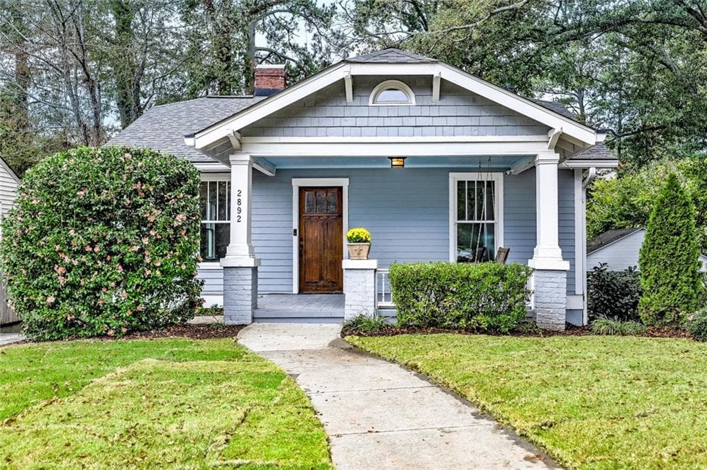3 bedroom, 3 bathroom, 2,390 sq ft single family residence sold at 2892 Lookout Place, Atlanta, GA 30305