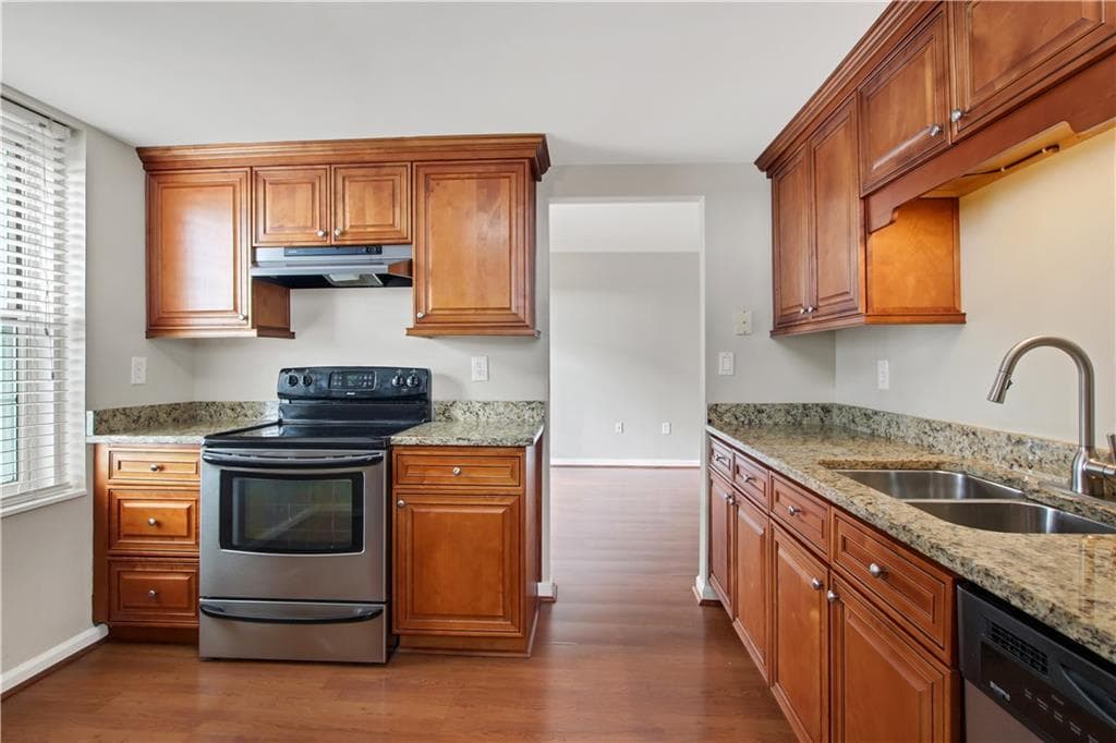 2 bedroom, 2 bathroom, 1,103 sq ft condominium sold at 199 14th Street 1405, Atlanta, GA 30309