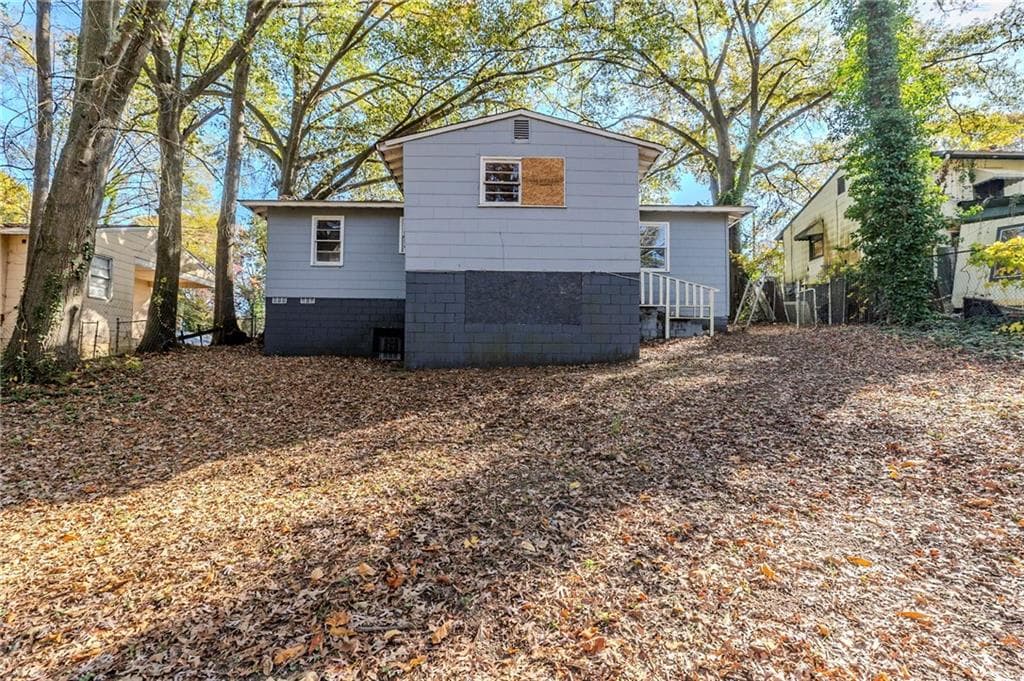 3 bedroom, 1 bathroom single family residence sold at 231 Glenrose Circle, Atlanta, GA 30354