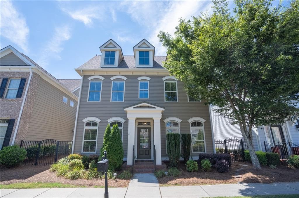4 bedroom, 4 bathroom, 2,886 sq ft single family residence sold at 4835 Abberley Lane, Alpharetta, GA 30022