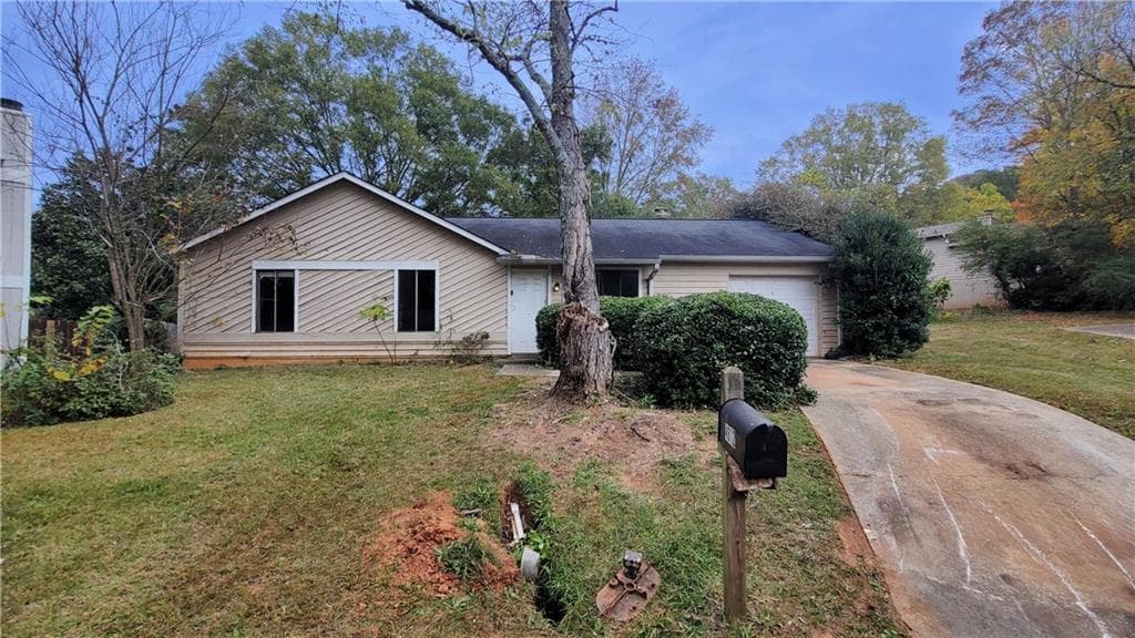 3 bedroom, 2 bathroom, 1,218 sq ft single family residence sold at 4912 BAYSIDE Court, Stone Mountain, GA 30088