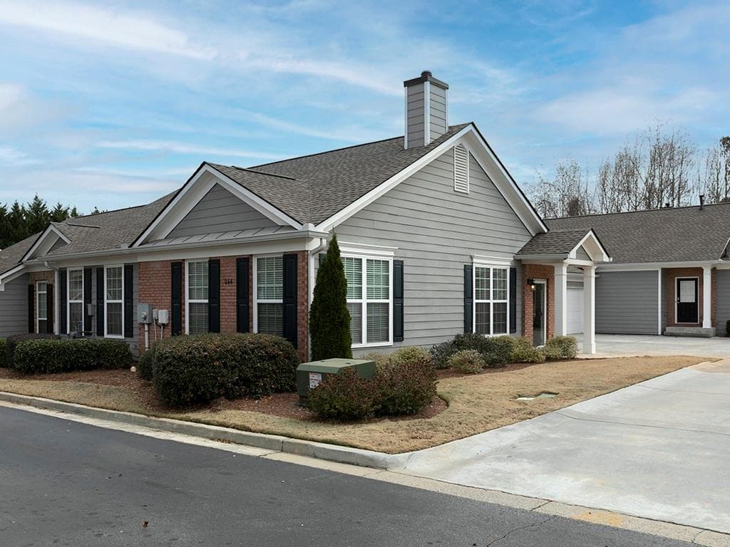 2 bedroom, 2 bathroom townhouse sold at 244 Camry Circle, Dallas, GA 30157