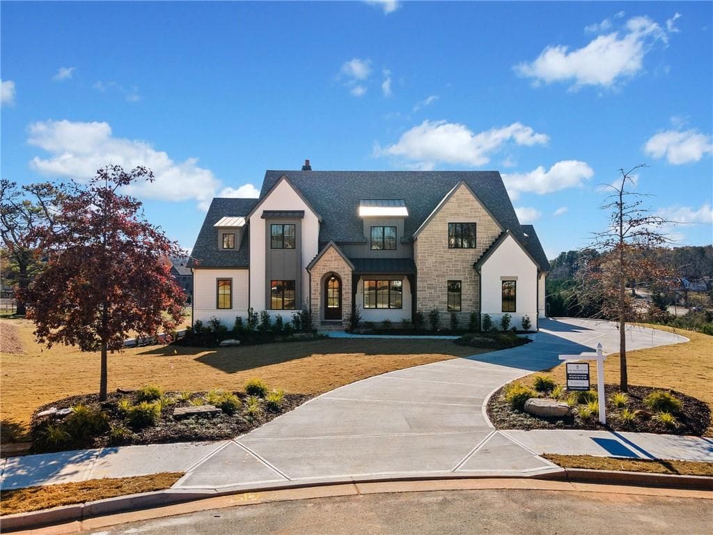 5 bedroom, 7 bathroom single family residence sold at 140 Blackberry Ridge Trail, Alpharetta, GA 30004