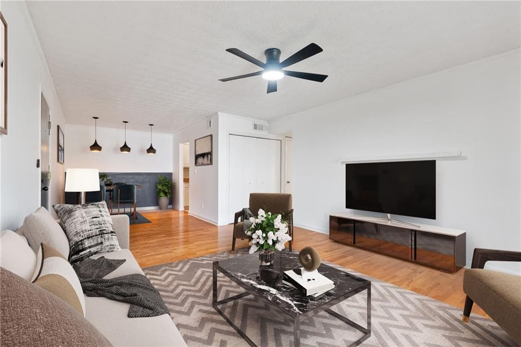 2 bedroom, 2 bathroom condominium sold at 3160 Seven Pines Court 301, Atlanta, GA 30339