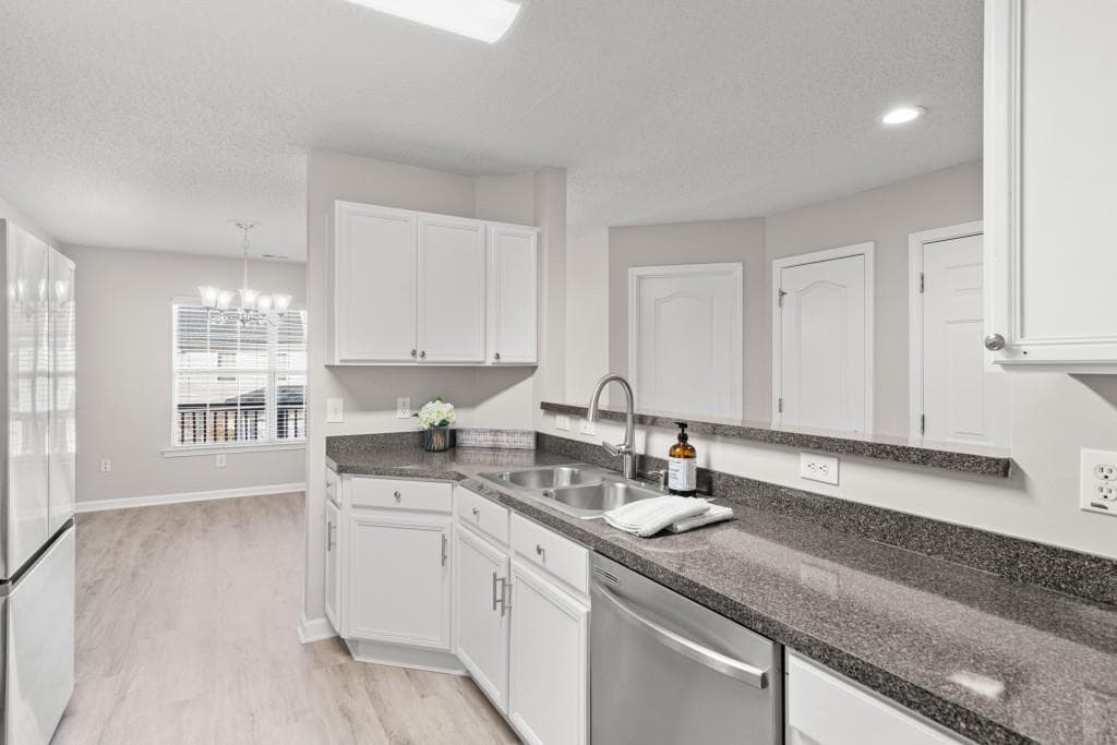 2 bedroom, 3 bathroom, 1,672 sq ft townhouse sold at 3351 Parc Drive, Atlanta, GA 30311