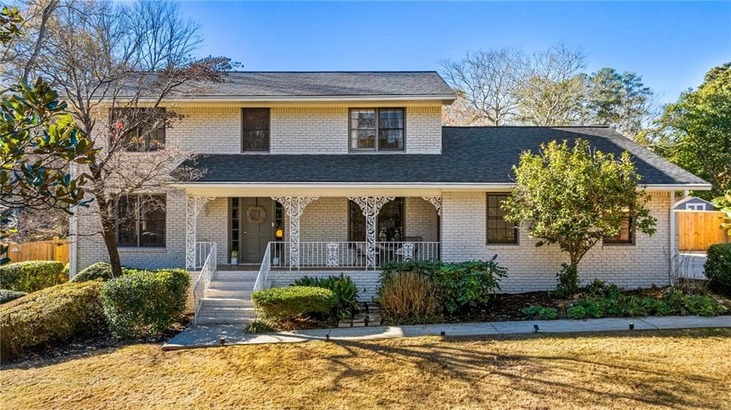 4 bedroom, 3 bathroom single family residence sold at 2624 Whiteleigh Drive, Atlanta, GA 30345