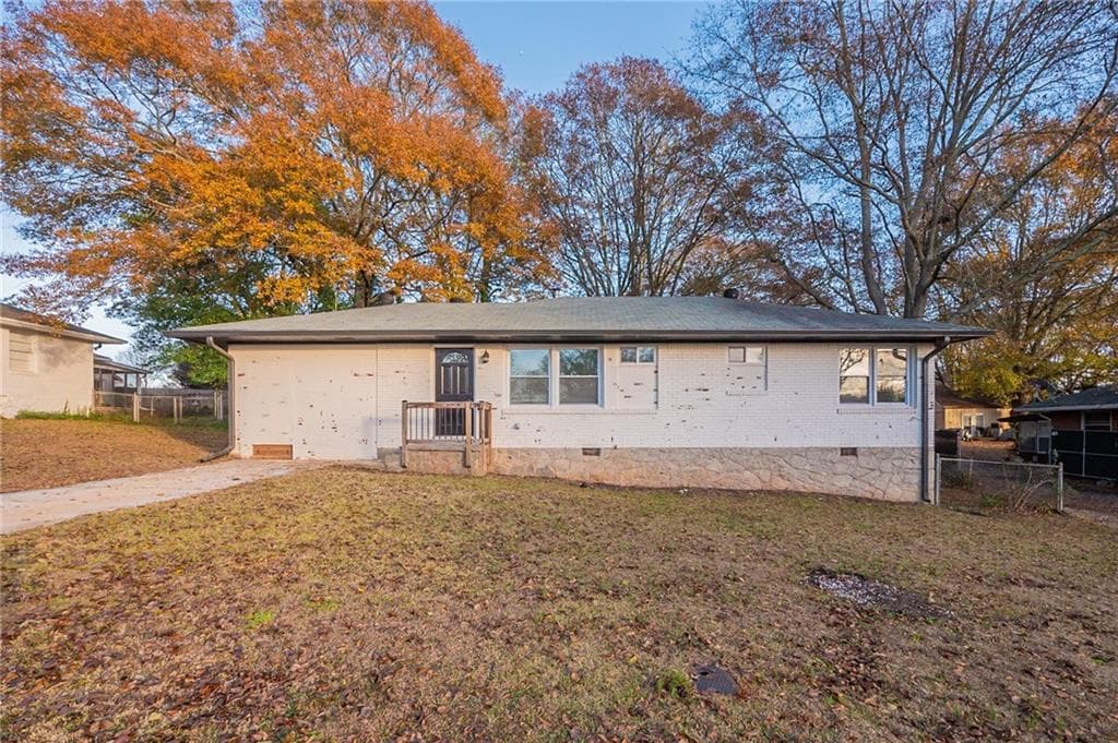 3 bedroom, 2 bathroom single family residence sold at 260 Wayne Avenue, Jonesboro, GA 30236
