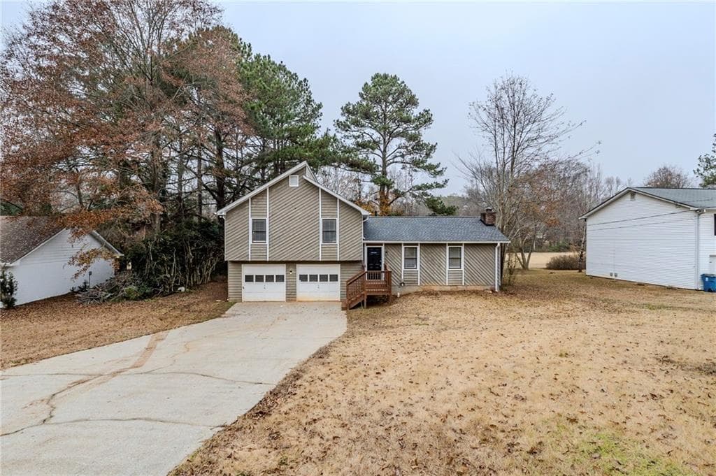 4 bedroom, 3 bathroom single family residence sold at 450 Valley Woods Circle, Conyers, GA 30094