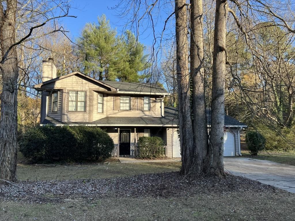3 bedroom, 3 bathroom single family residence sold at 1654 Tree Line Road, Lithonia, GA 30058