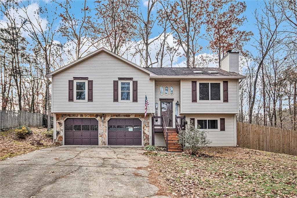 4 bedroom, 3 bathroom, 1,686 sq ft single family residence sold at 3445 Huntington Court, Douglasville, GA 30134