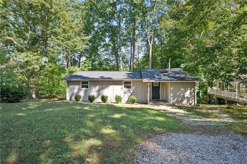 3 bedroom, 2 bathroom single family residence sold at 9395 PONDEROSA Trail, Gainesville, GA 30506