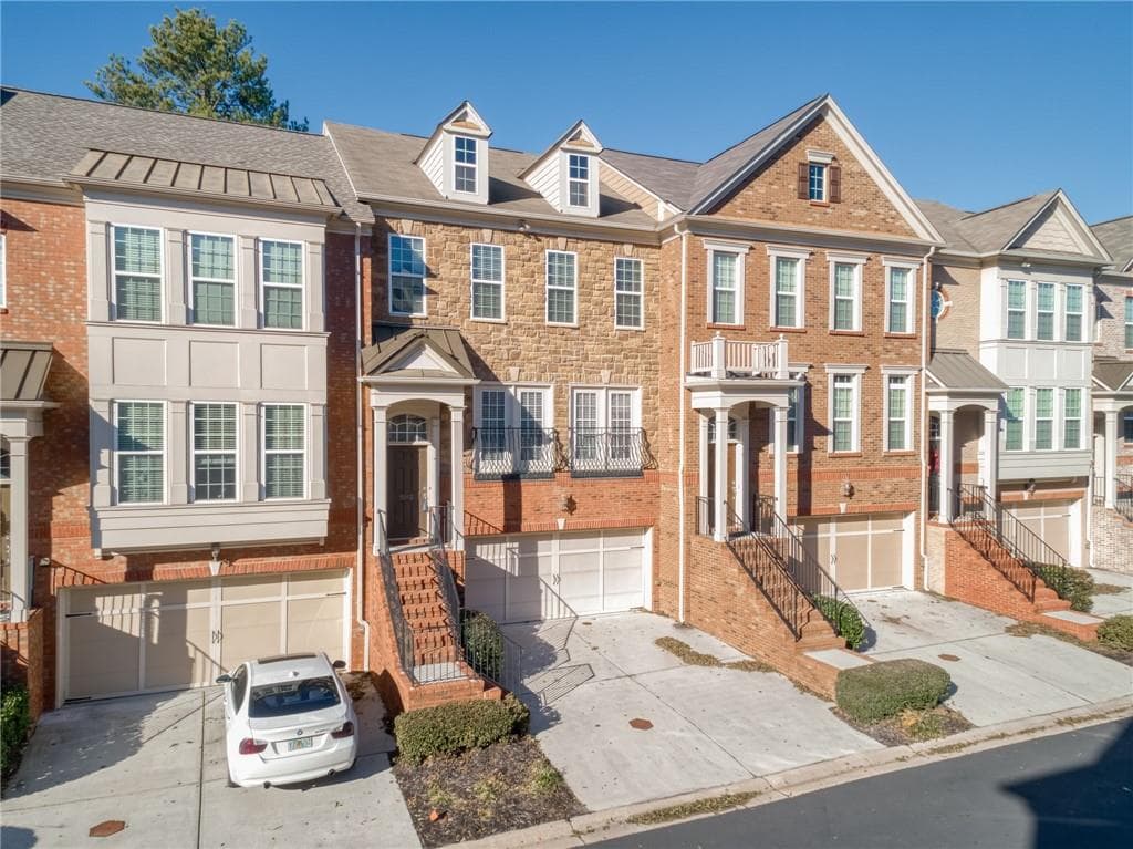 3 bedroom, 4 bathroom townhouse sold at 5012 Ridgemont Walk 19, Atlanta, GA 30339