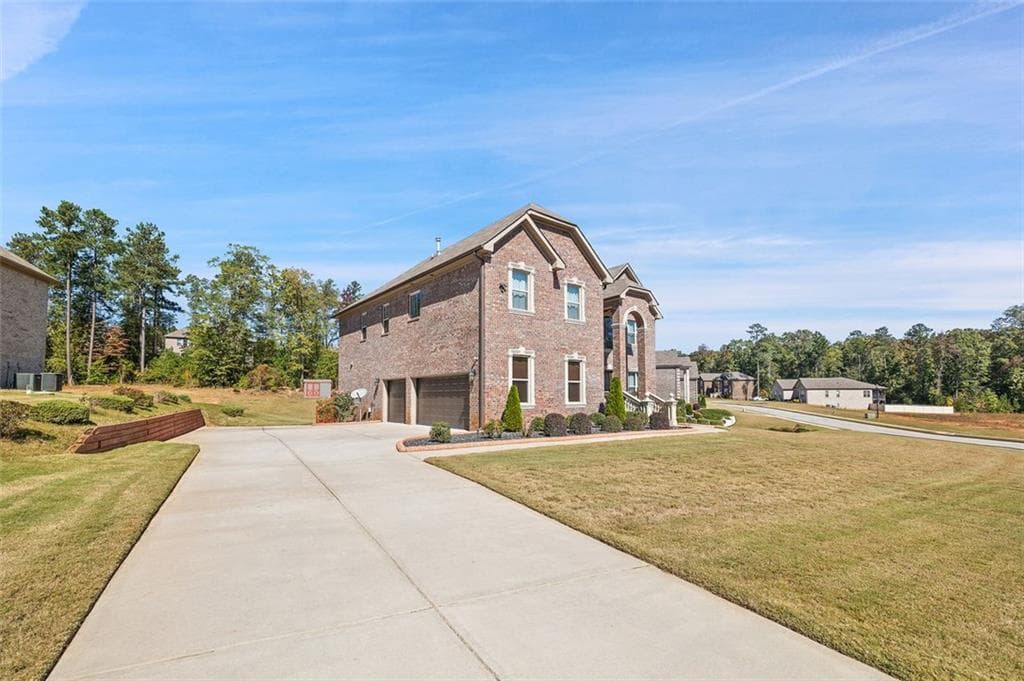 6 bedroom, 6 bathroom single family residence sold at 175 BARCLAY Drive, Mcdonough, GA 30252
