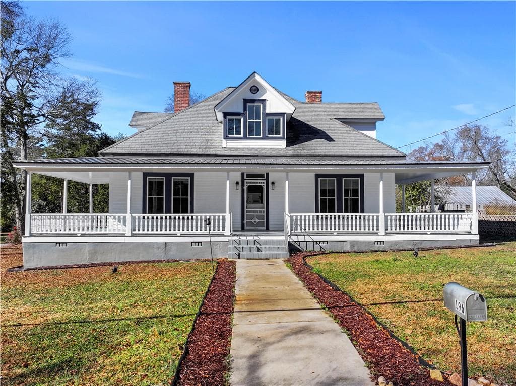 4 bedroom, 3 bathroom single family residence sold at 196 S Forest Avenue, Hartwell, GA 30643