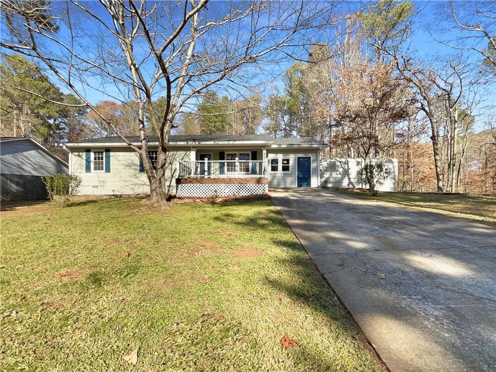 3 bedroom, 2 bathroom single family residence sold at 36 Acorn Trail, Bremen, GA 30110