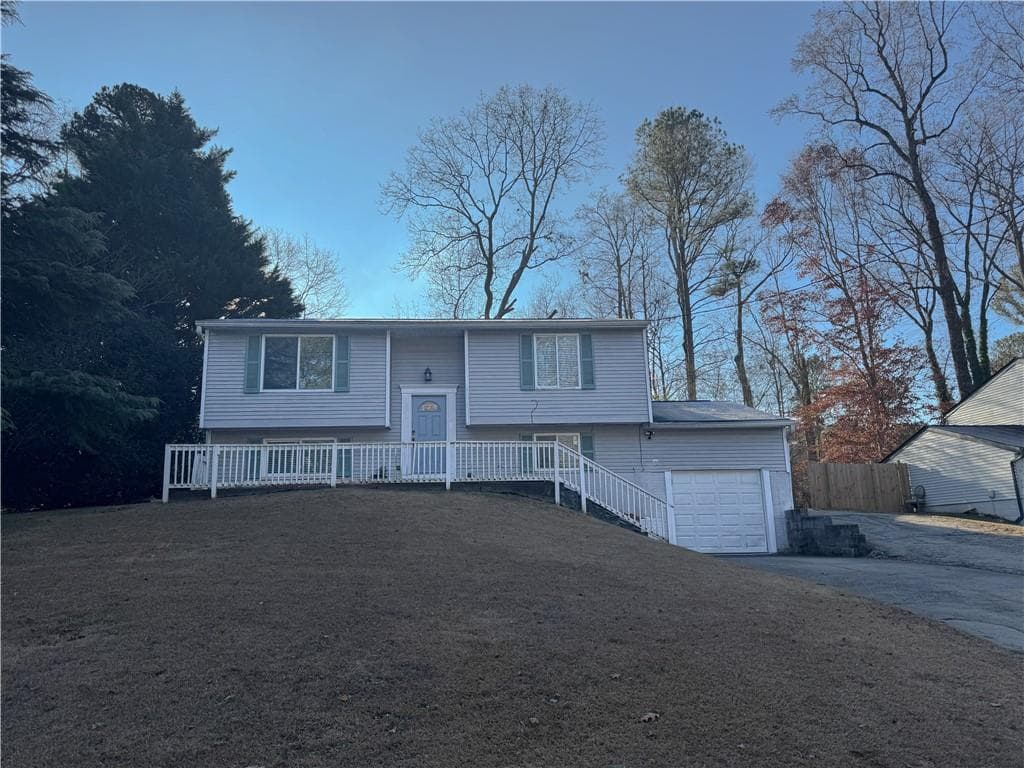 7 bedroom, 4 bathroom, 2,196 sq ft single family residence sold at 1163 Sandune Drive, Norcross, GA 30093