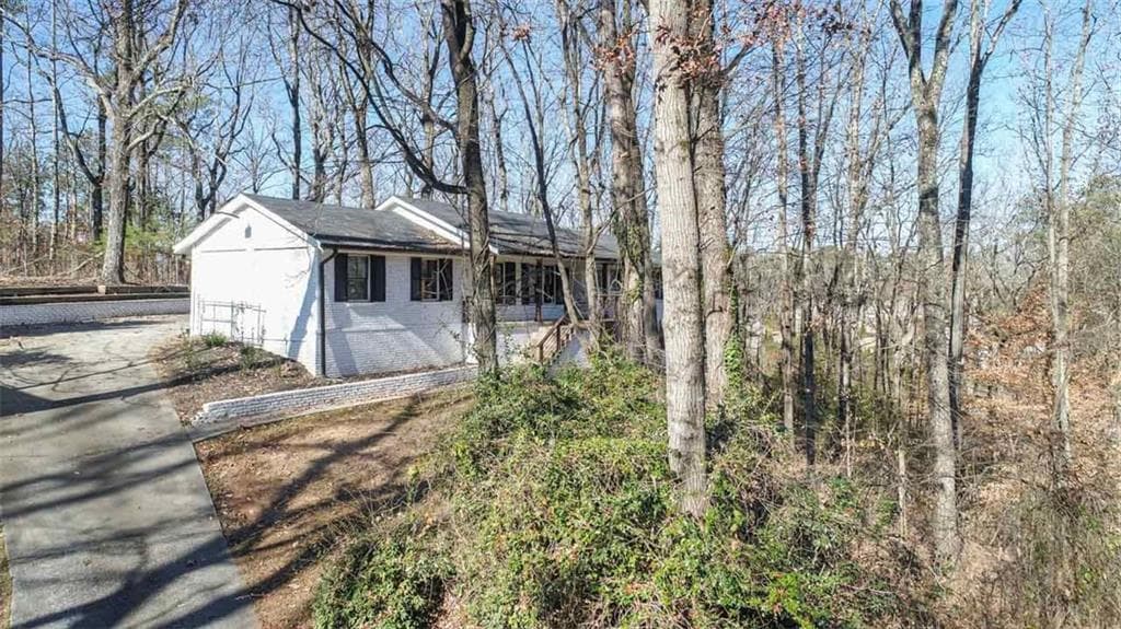 85 Bonnie Lane, Sandy Springs, GA 30328 — most recent listing photo