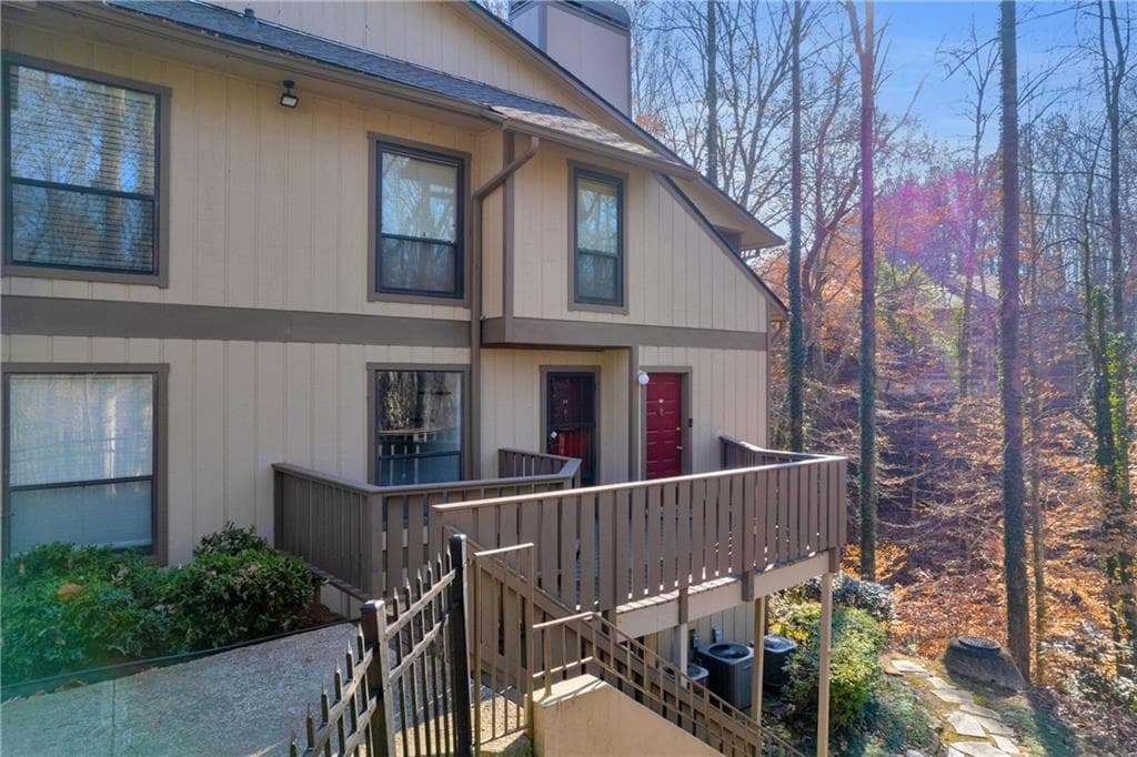 2 bedroom, 2 bathroom condominium sold at 1608 Woodcliff Drive, Atlanta, GA 30350