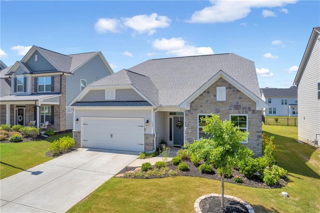 4 bedroom, 3 bathroom single family residence sold at 104 Sinclair Circle, Hoschton, GA 30548
