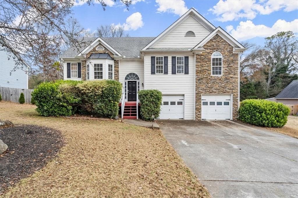 5 bedroom, 3 bathroom, 2,772 sq ft single family residence sold at 1012 Inca Lane, Woodstock, GA 30188