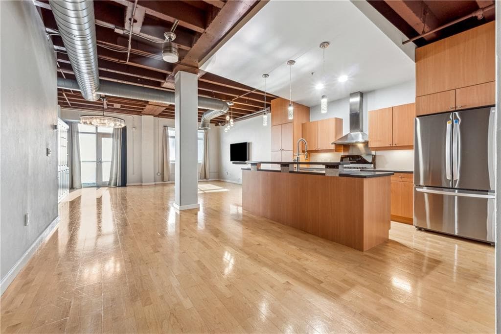 2 bedroom, 2 bathroom condominium sold at 805 Peachtree Street 508, Atlanta, GA 30308