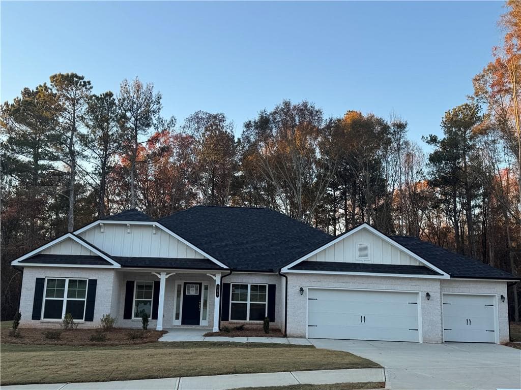 166 WALNUT CREEK Parkway, Pendergrass, GA 30567 — most recent listing photo