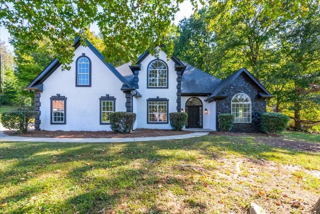 5 bedroom, 3 bathroom, 3,700 sq ft single family residence sold at 700 Wilson Mill Road, Atlanta, GA 30331