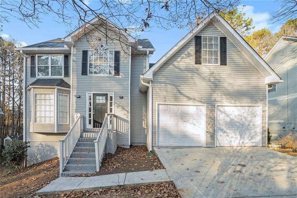 7 bedroom, 4 bathroom single family residence sold at 978 FOREST Trace, Stone Mountain, GA 30088