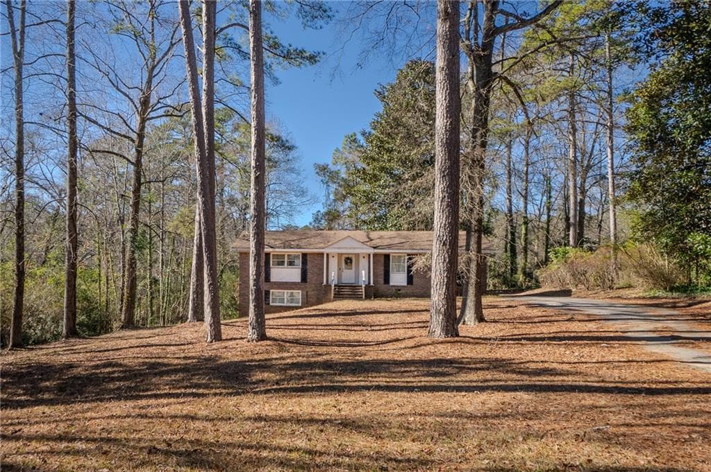 635 Lakewood Drive, LaGrange, GA 30240 — most recent listing photo
